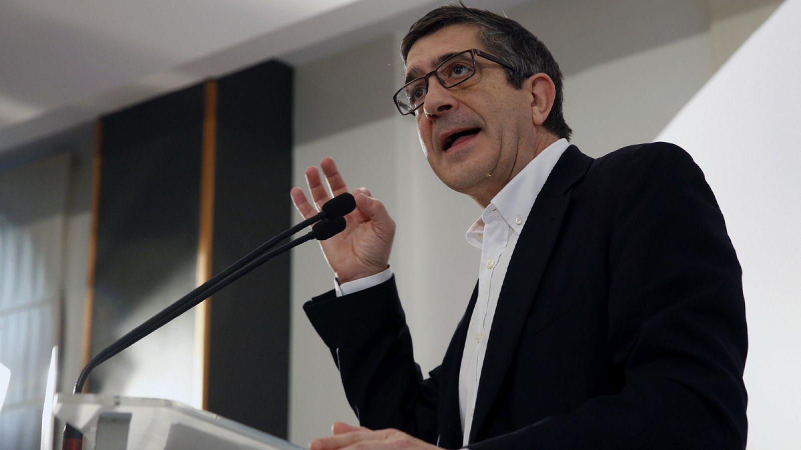 El candidato a las primarias socialistas, Patxi López.