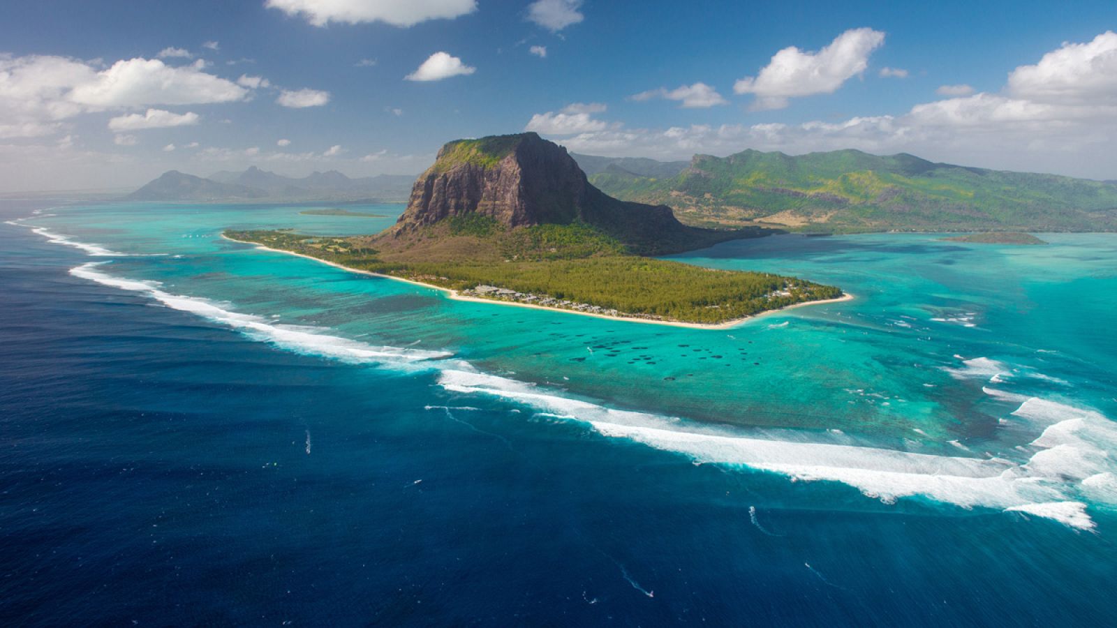 Imagen aérea de Isla Mauricio, en la costa africana del Índico.