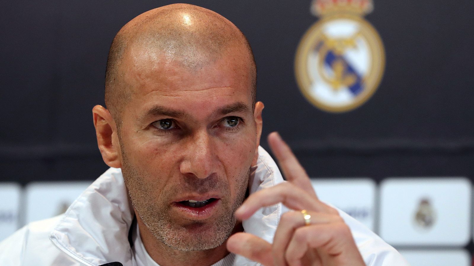 RUEDA DE PRENSA DE ZIDANE