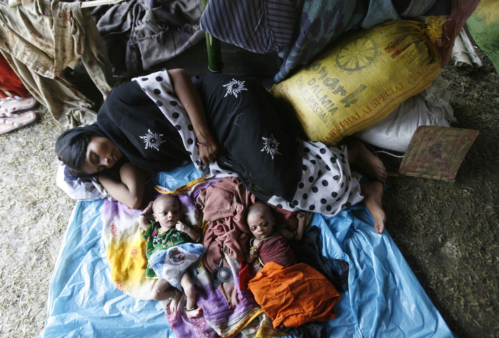 Las inundaciones arrasan India y causan un millón de desplazados