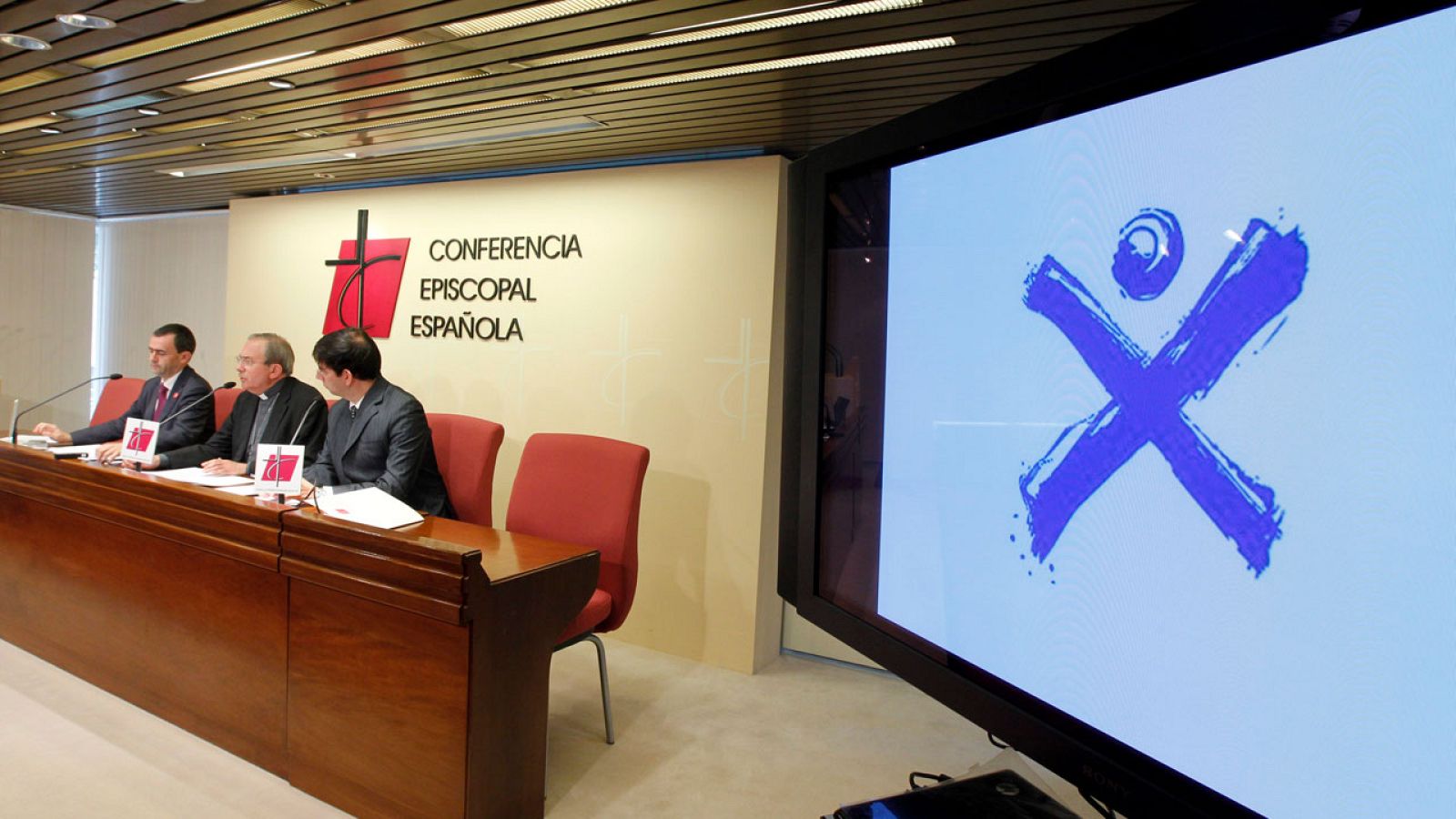 Presentación de la campaña sobre el IRPF y la Iglesia en 2011