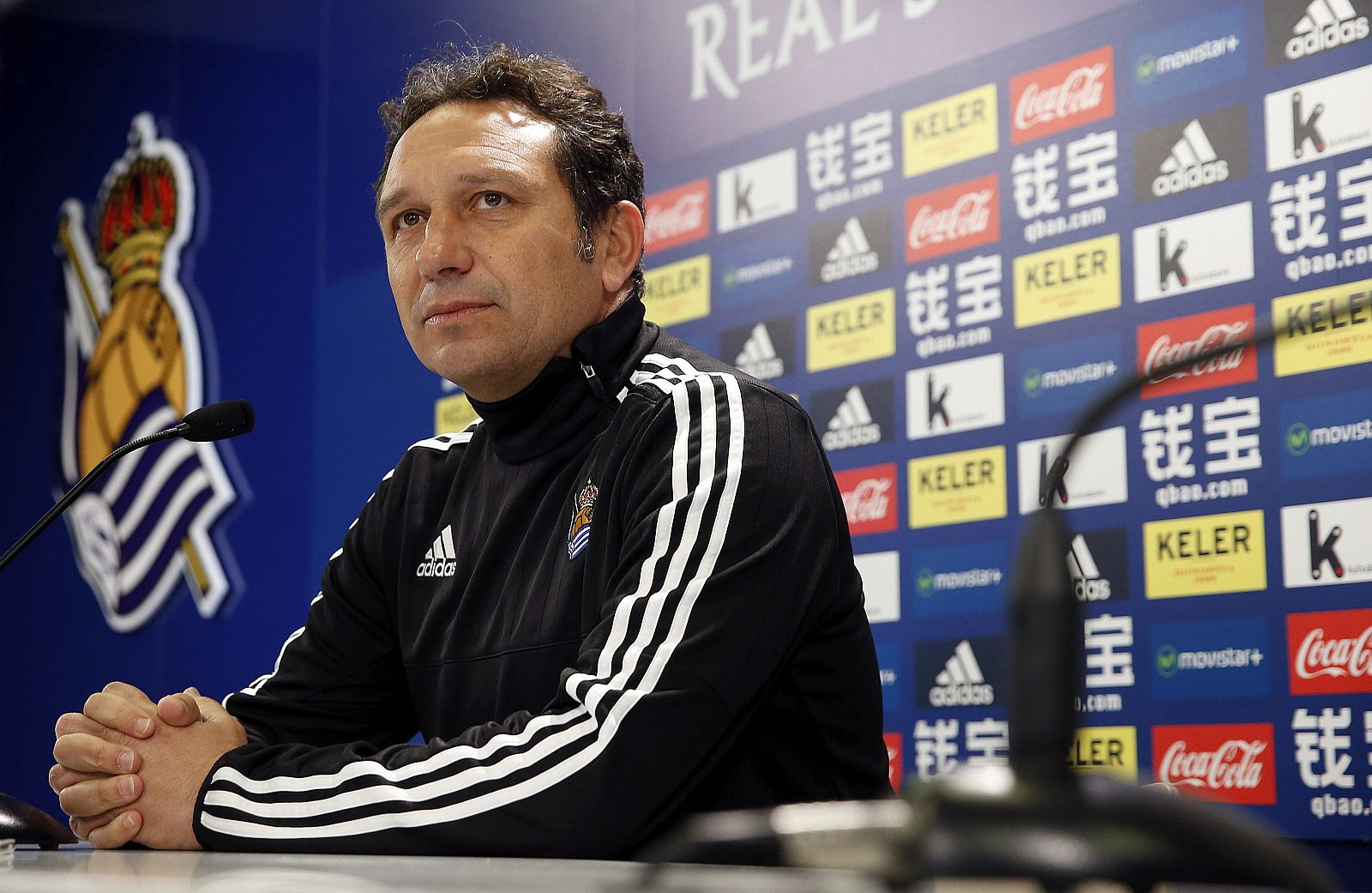 Imagen de archivo del entrenador de la Real Sociedad, Eusebio Sacristán, durante una rueda de prensa.