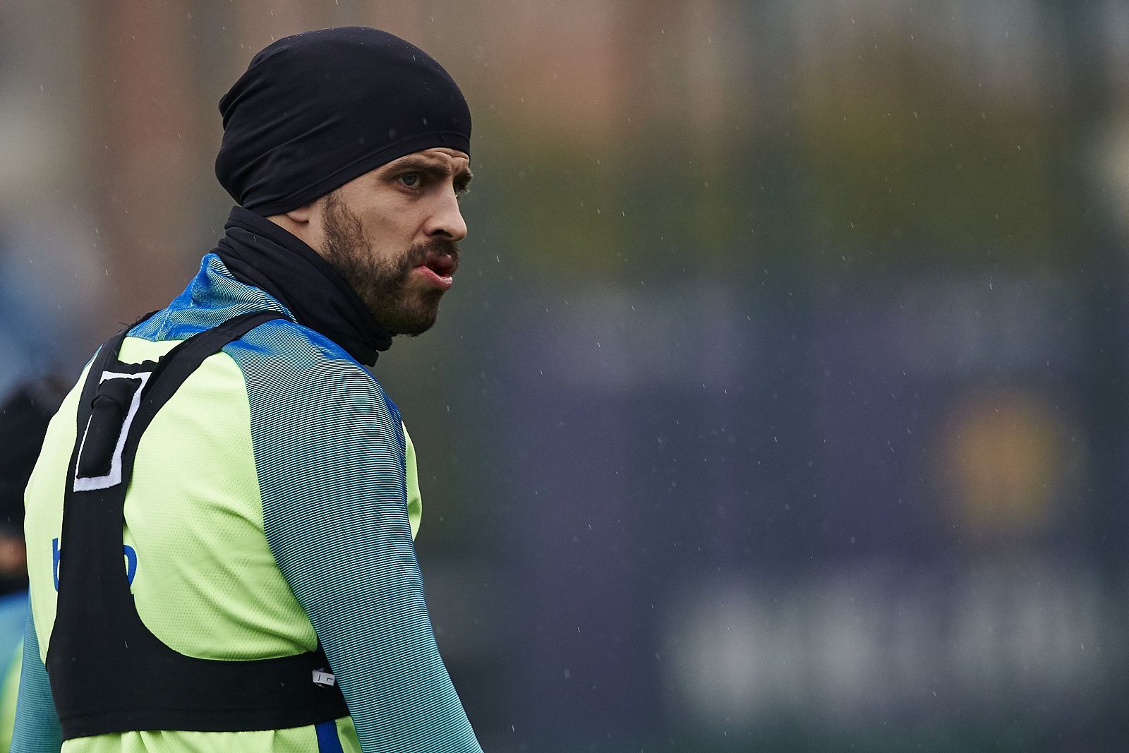 El jugador del FC Barcelona Gerard Piqué durante una sesión de entrenamiento.