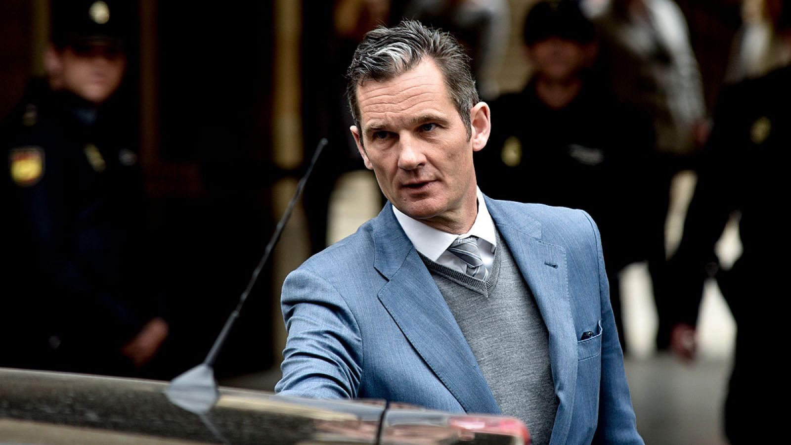 Iñaki Urdangarin, condenado por el caso Nóos, a su salida de la Audiencia de Palma