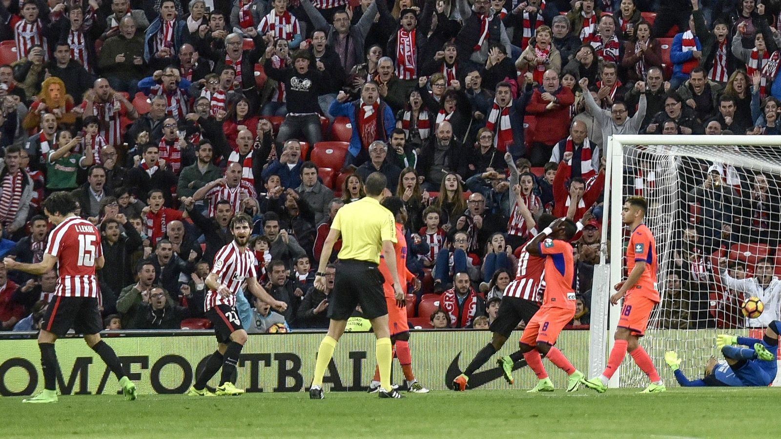El Athletic vence al Granada