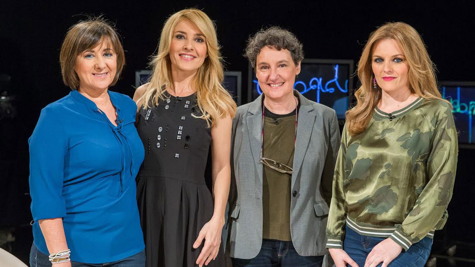 Cayetana Guillén Cuervo con Isabel de Ocampo, Ana de Miguel y Beatriz Gimeno