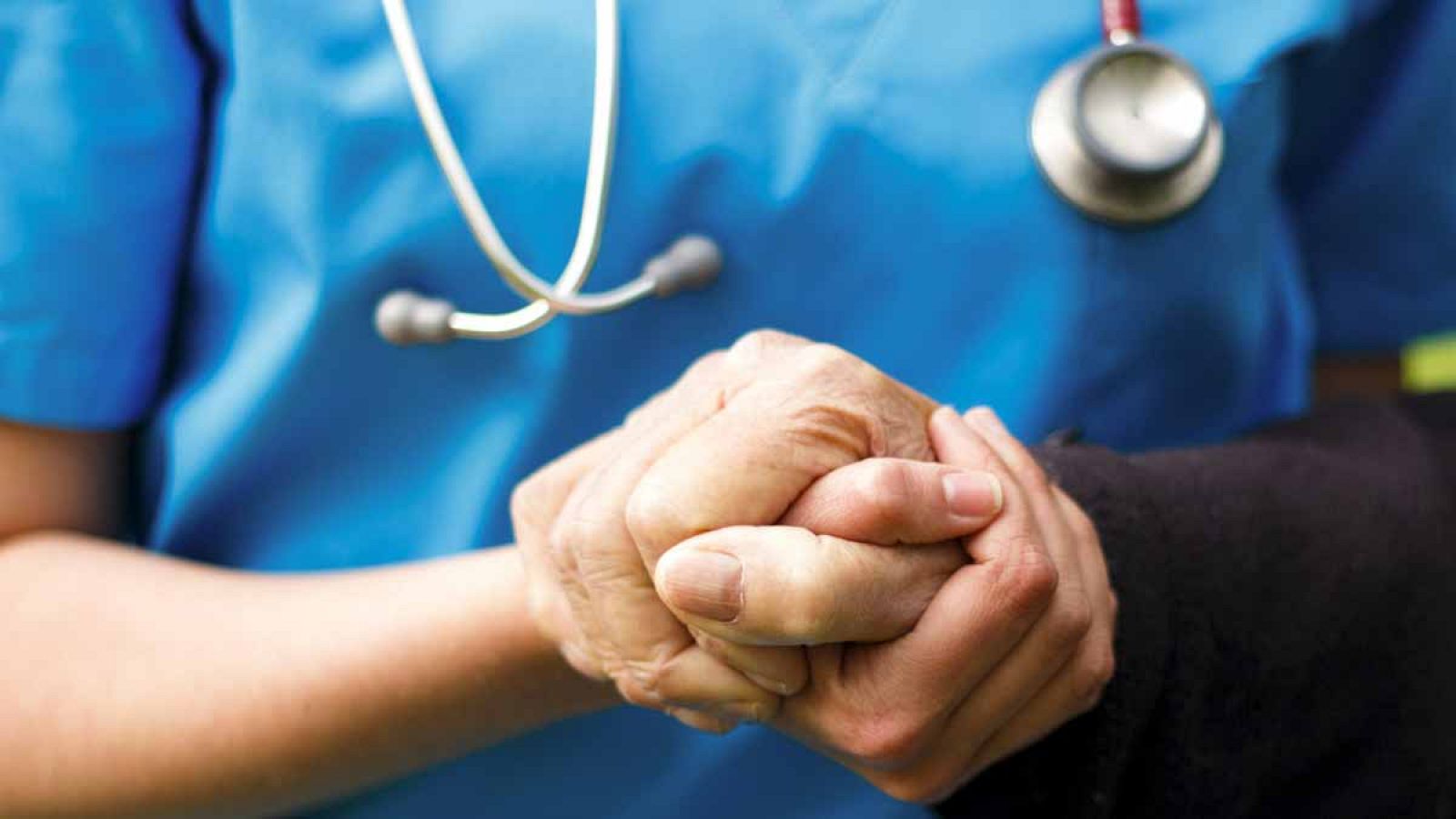 La mortalidad por párkinson es del doble respecto a personas que no sufren la enfermedad.