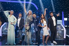 Esther Arroyo, Secun de la Rosa, Bibiana Fernández, Tony Aguilar, Giuseppe Di Bella y Marta Márquez, comentaristas de 'Fantastic Duo'