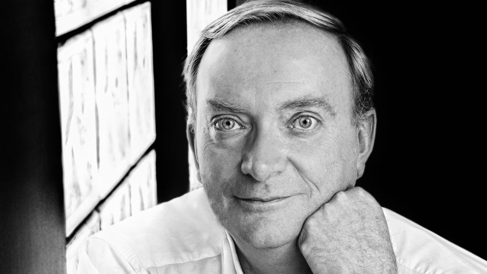 El autor compagina su profesión de veterinario con la escritura