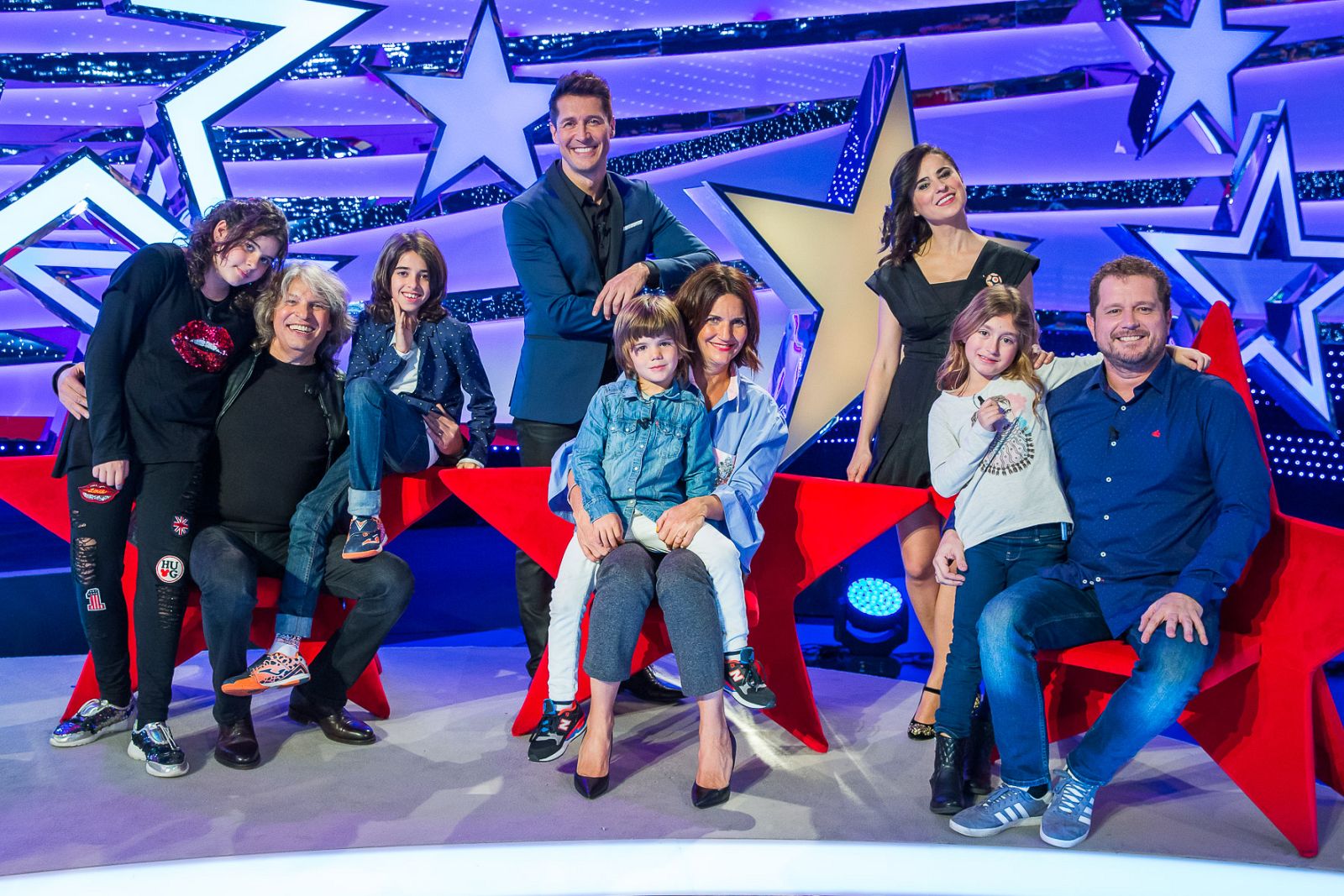 'Jugando con las estrellas' recibe este sábado a José Mercé, Samantha Vallejo-Nágera y El Monaguillo, acompañados de sus hijos