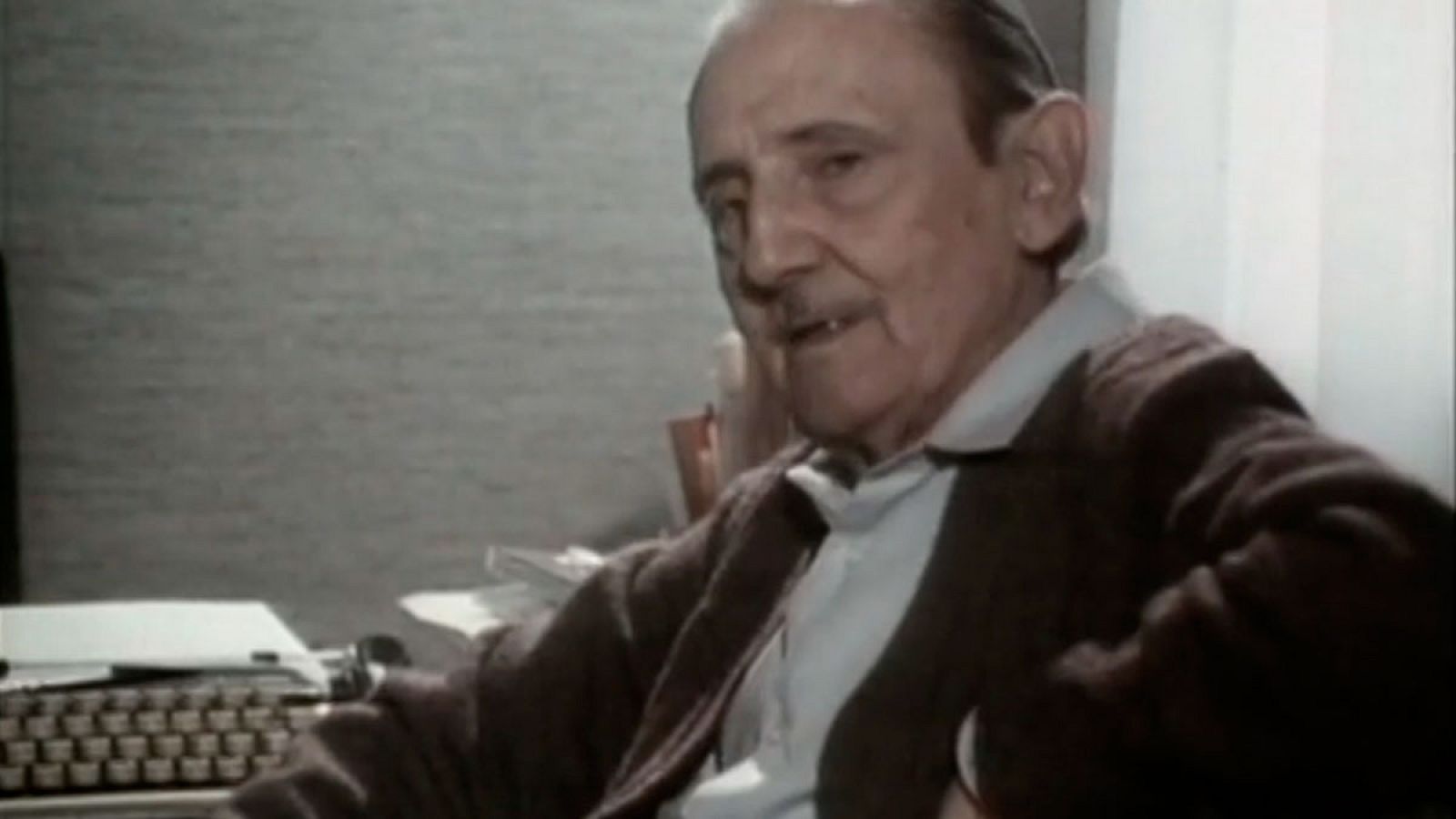 El escritor Antonio Buero Vallejo