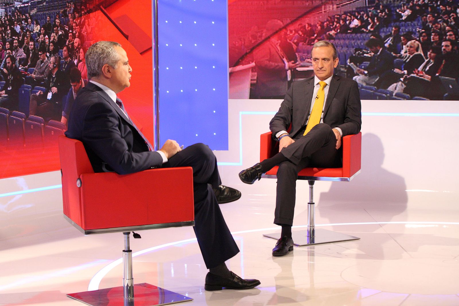 Juanma Romero entrevista a Alberto Calvo, experto en comunicación, explicará las técnicas para hacer llegar los mensajes al público