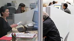 El gasto en prestaciones por desempleo baja un 7,5% en febrero y la tasa de cobertura ronda el 55%