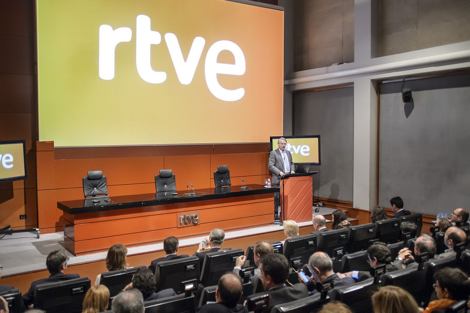 El presidente de RTVE, José Antonio Sánchez, durante la jornada con representantes de la Unión Europea de Radiodifusión