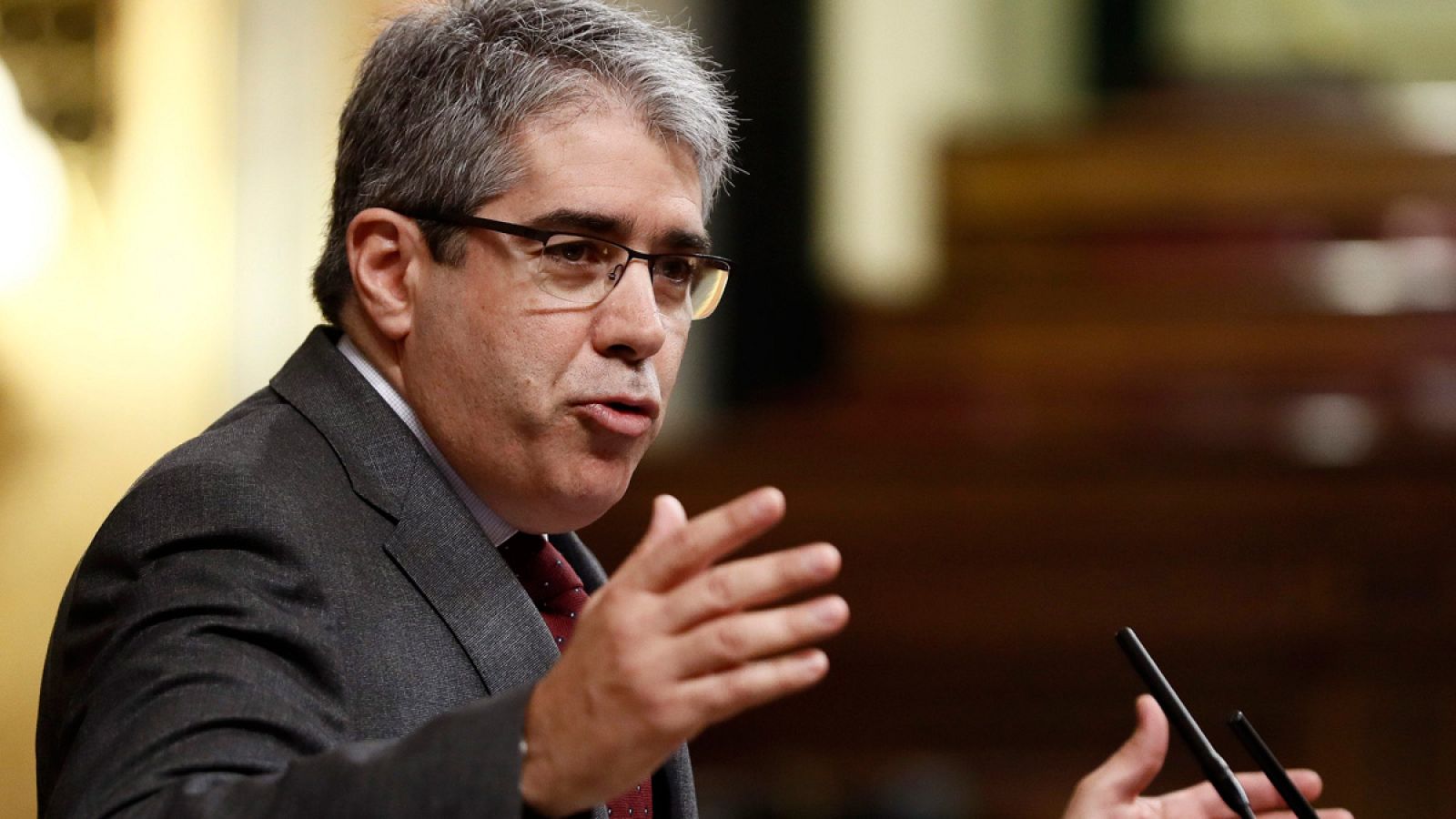 Francesc Homs, en la tribuna de oradores del Congreso de los Diputados