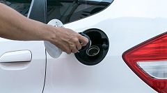 El precio de los carburantes, hasta un 12% más caro en el inicio de esta Semana Santa respecto a la de 2016