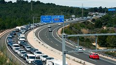 Arranca el mayor movimiento de coches del año con un muerto al inicio de la Semana Santa