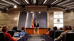 El Gobierno pide la disolución de ETA y advierte de que "no conseguirá nada" por el desarme