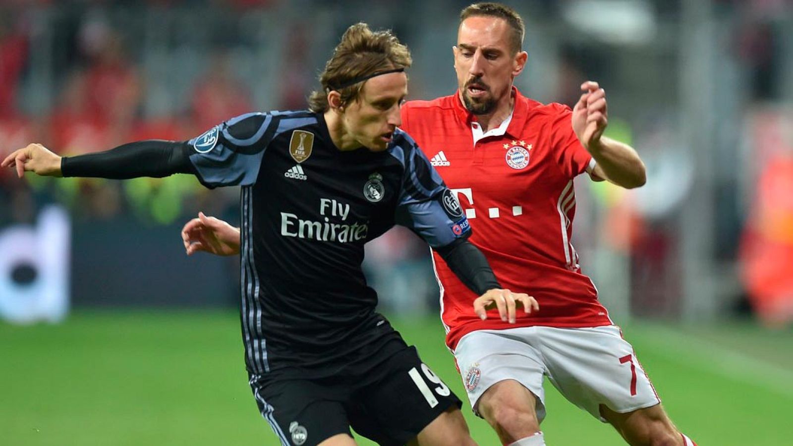 Un momento del partido entre el Bayern y el Madrid