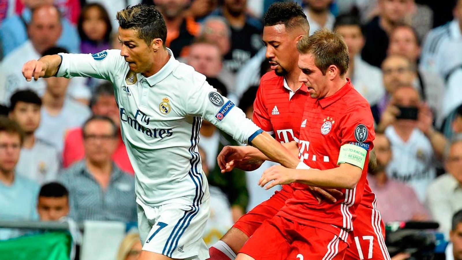 Un momento del partido Real Madrid - Bayern Múnich de Champions