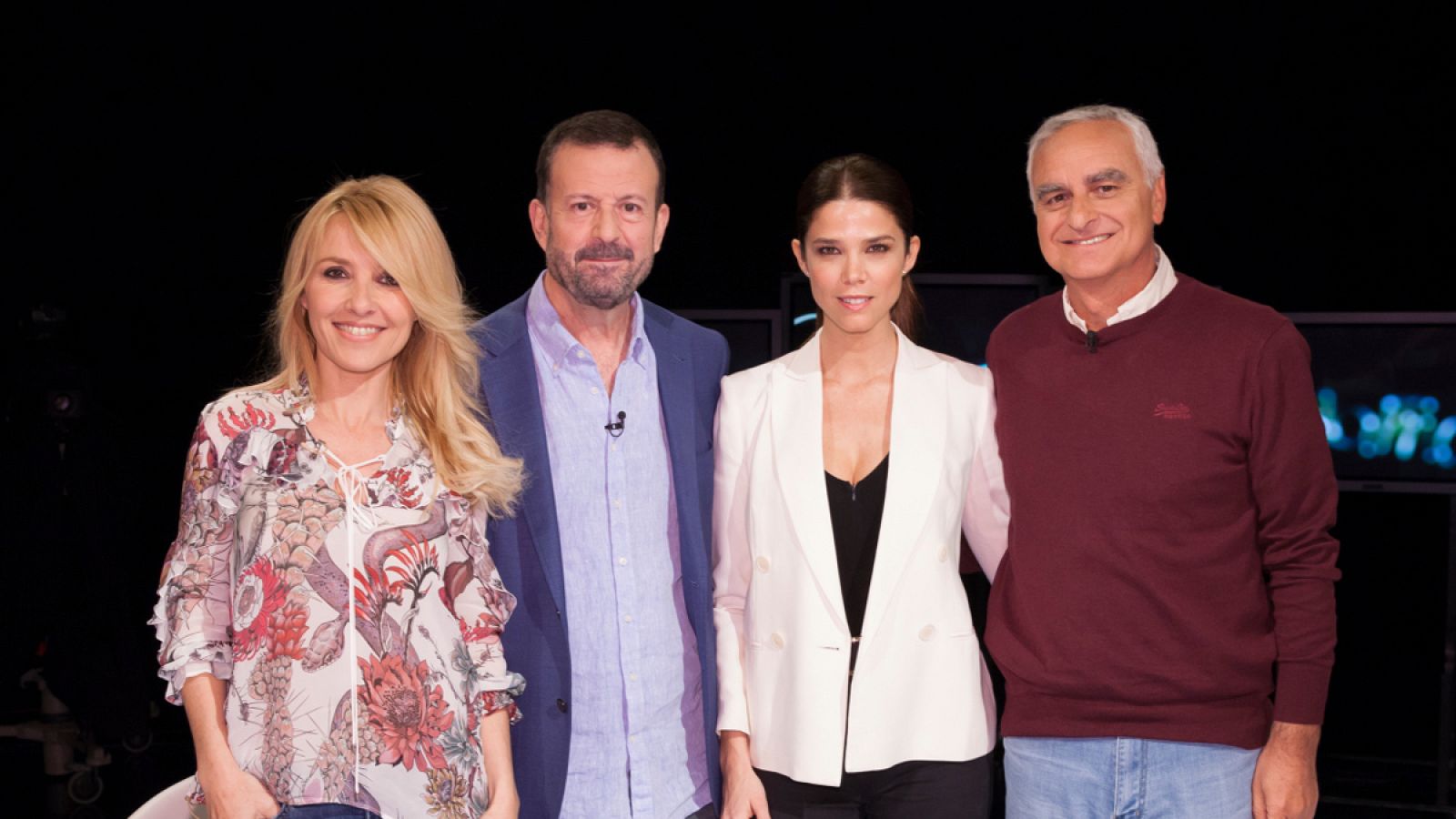 Cayetana Guillén Cuervo con Samuel Martín Mateos, Andrés Luque y Juana Acosta