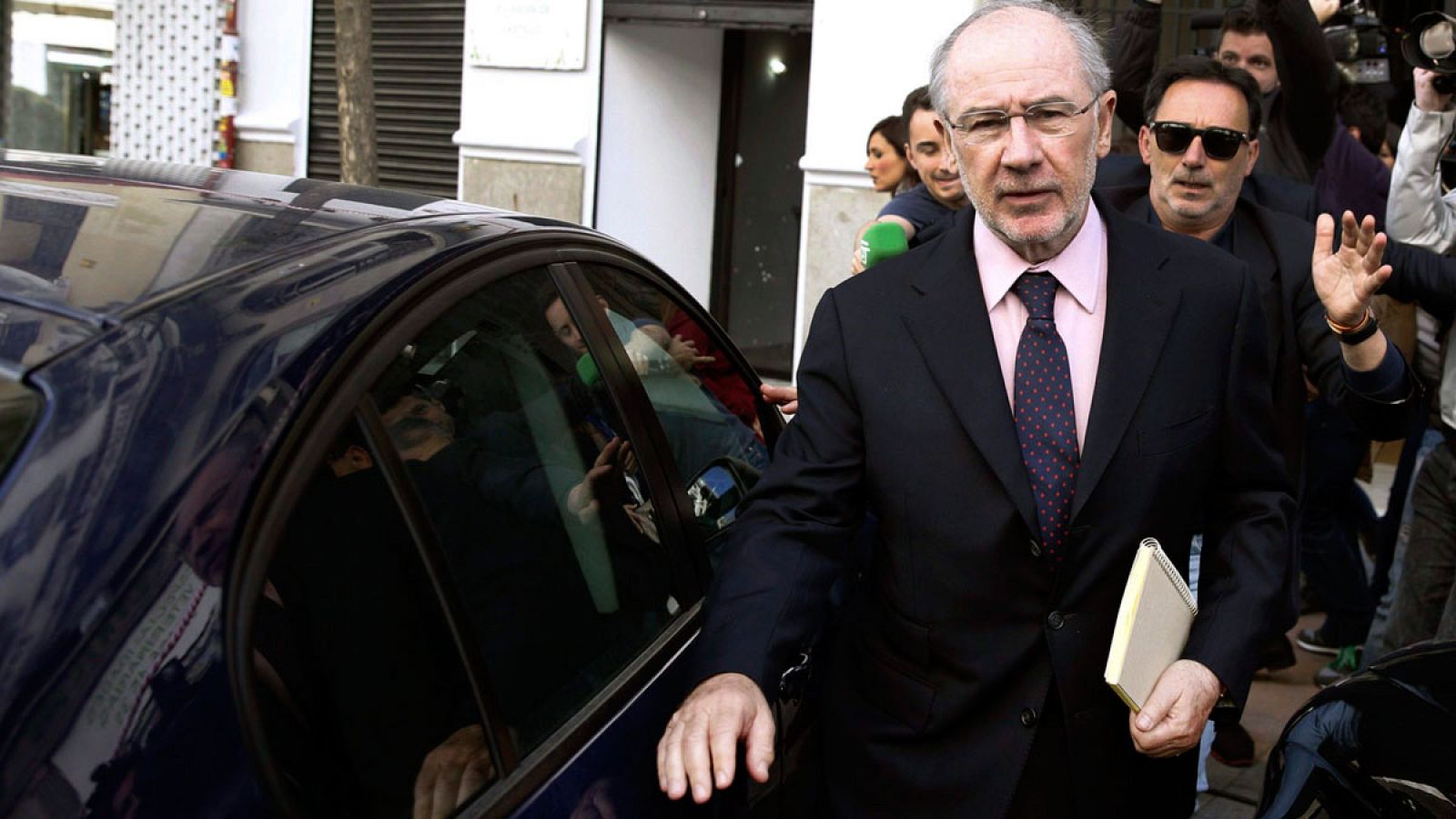 Rodrigo Rato sale de su despacho en una imagen de archivo
