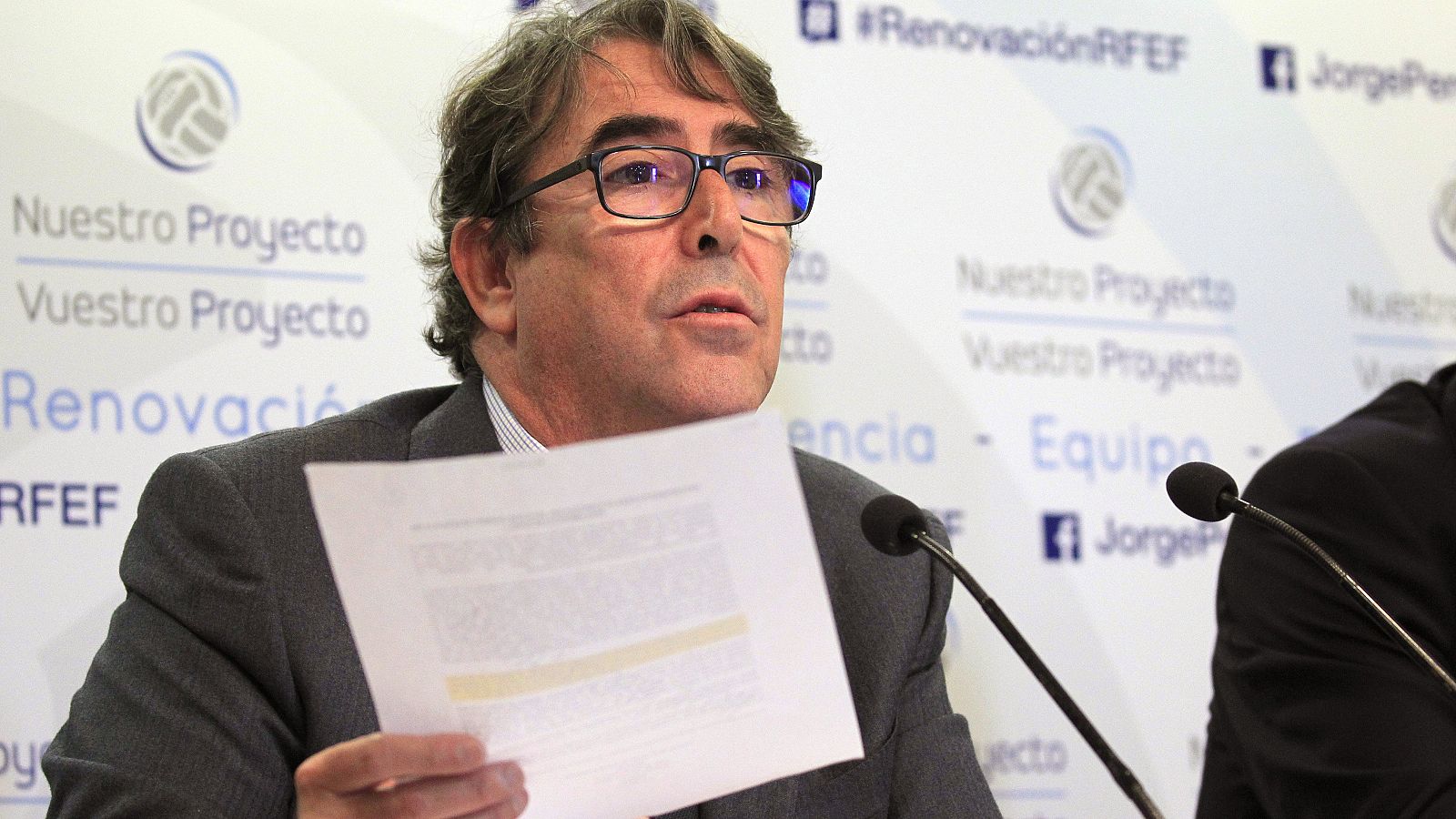 El TAD no aprecia urgencia necesaria para suspender el proceso electoral en la RFEF