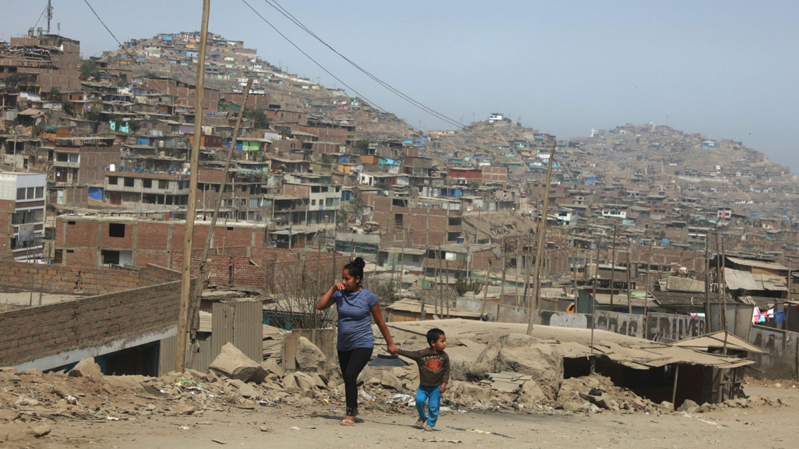 Uno de los problemas que influyen en el acceso a medicamentos son las deficiencias en las infraestructuras y sistemas sanitarios de muchos países.