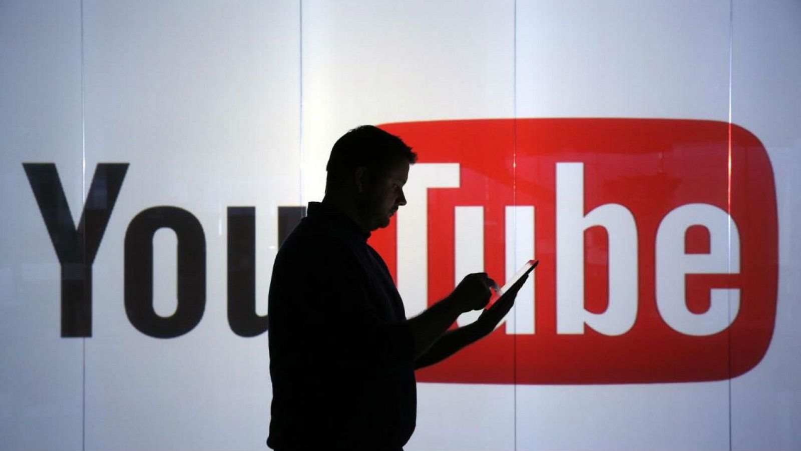 'Memoria de delfín' y el nacimiento de YouTube