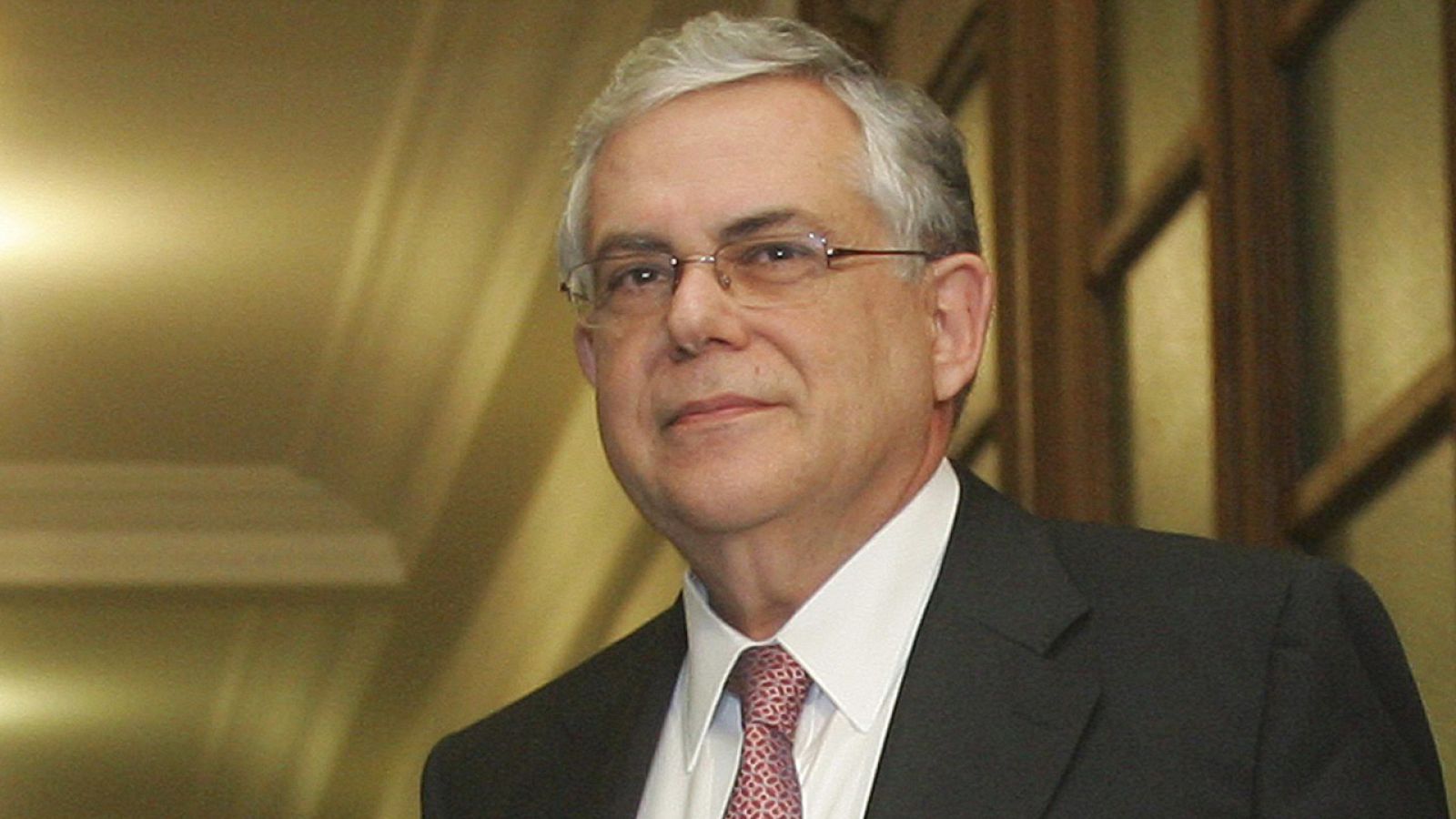 El ex primer ministro griego Lukás Papadimos (imagen de archivo)