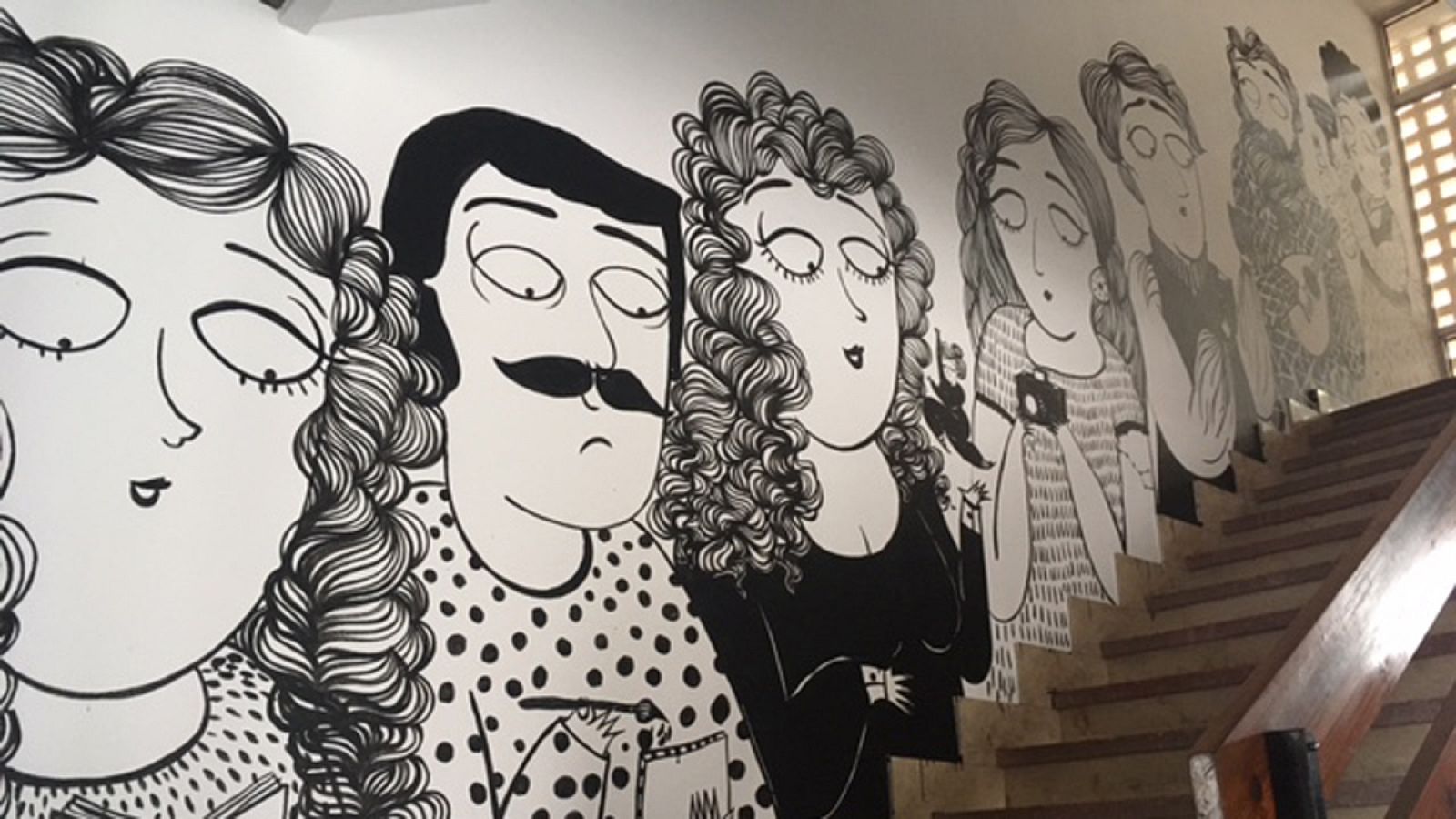 Mural de Sara Fratini en las paredes de la Casa de La Cultura del municipio de Los Llanos de Aridane