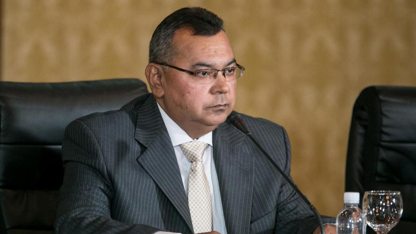 El  Parlamento venezolano cita a ministro de Interior por represión de protestas