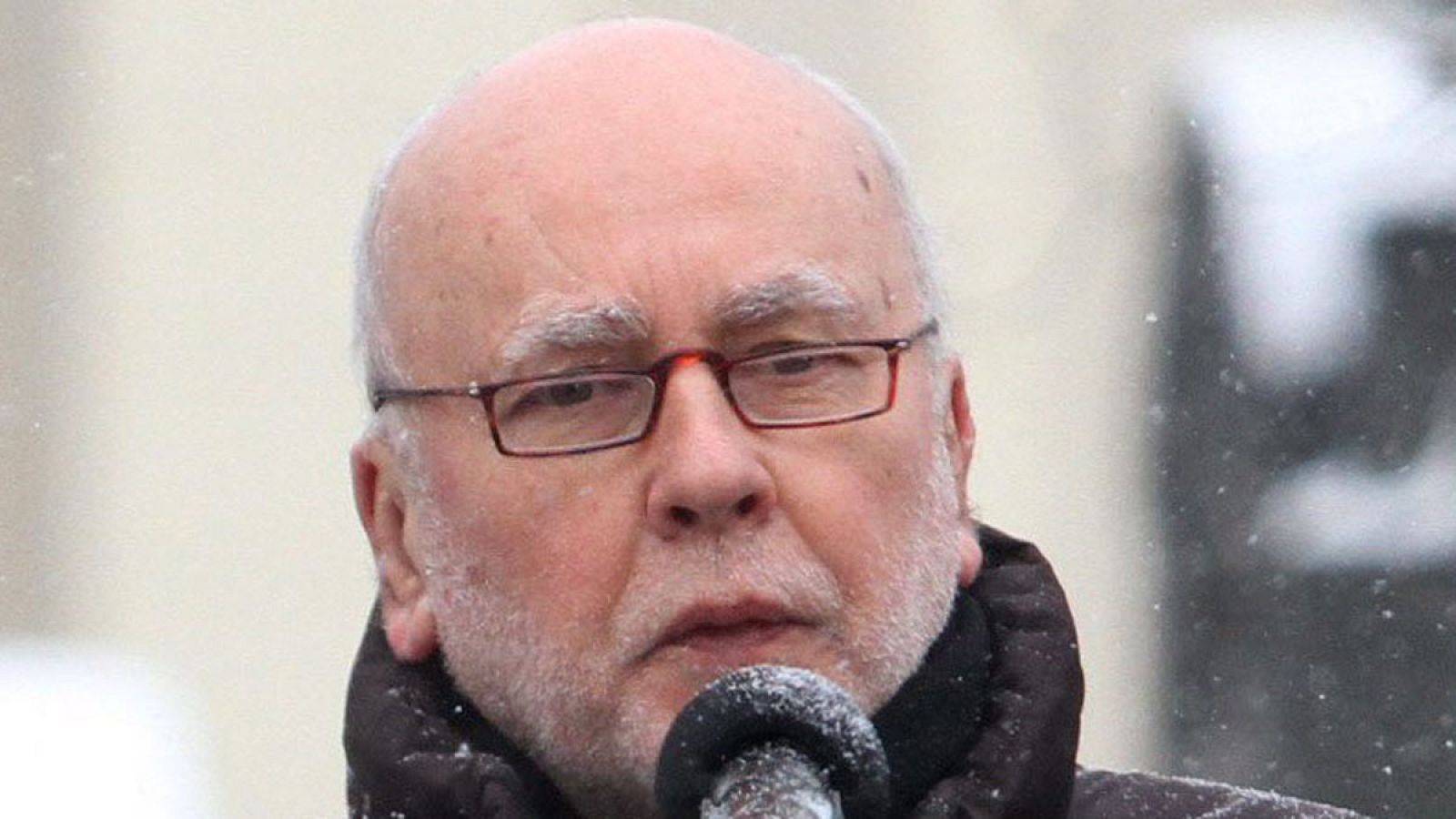 Imagen del poeta polaco Adam Zagajewski