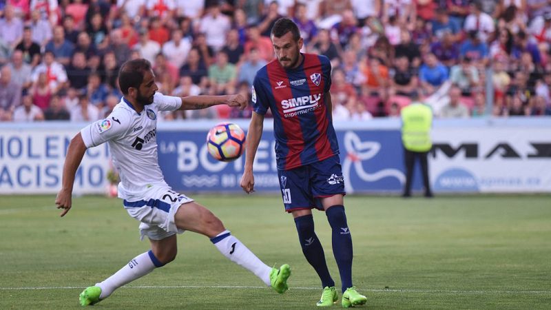 El Huesca consigue un empate sobre la bocina 