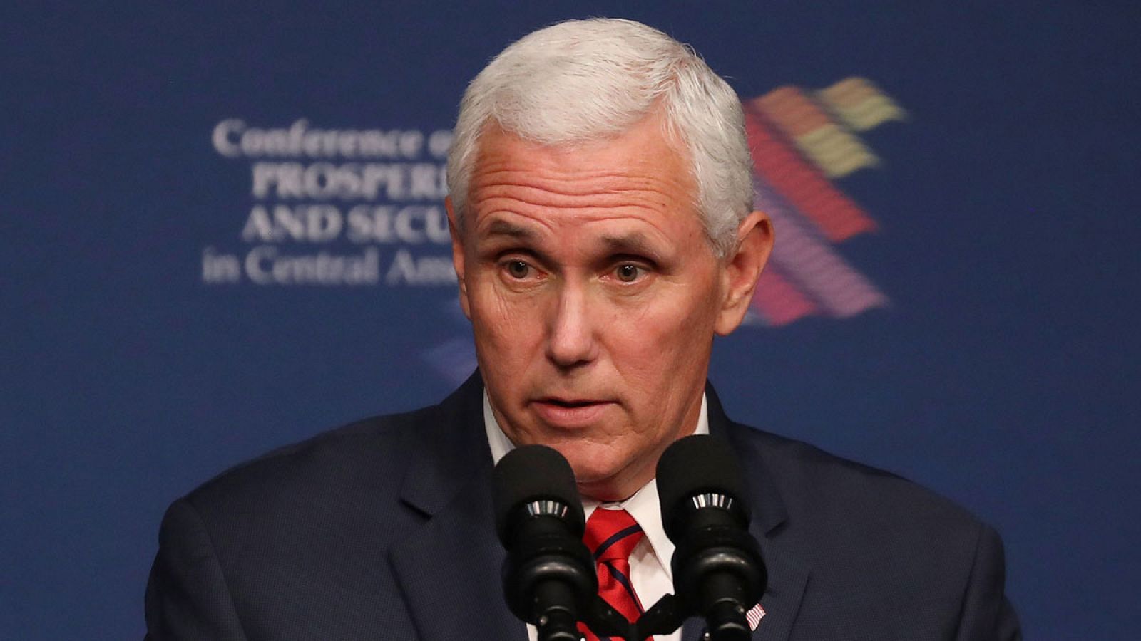 El vicepresidente de EE.UU. contrata un abogado personal para abordar la trama rusa