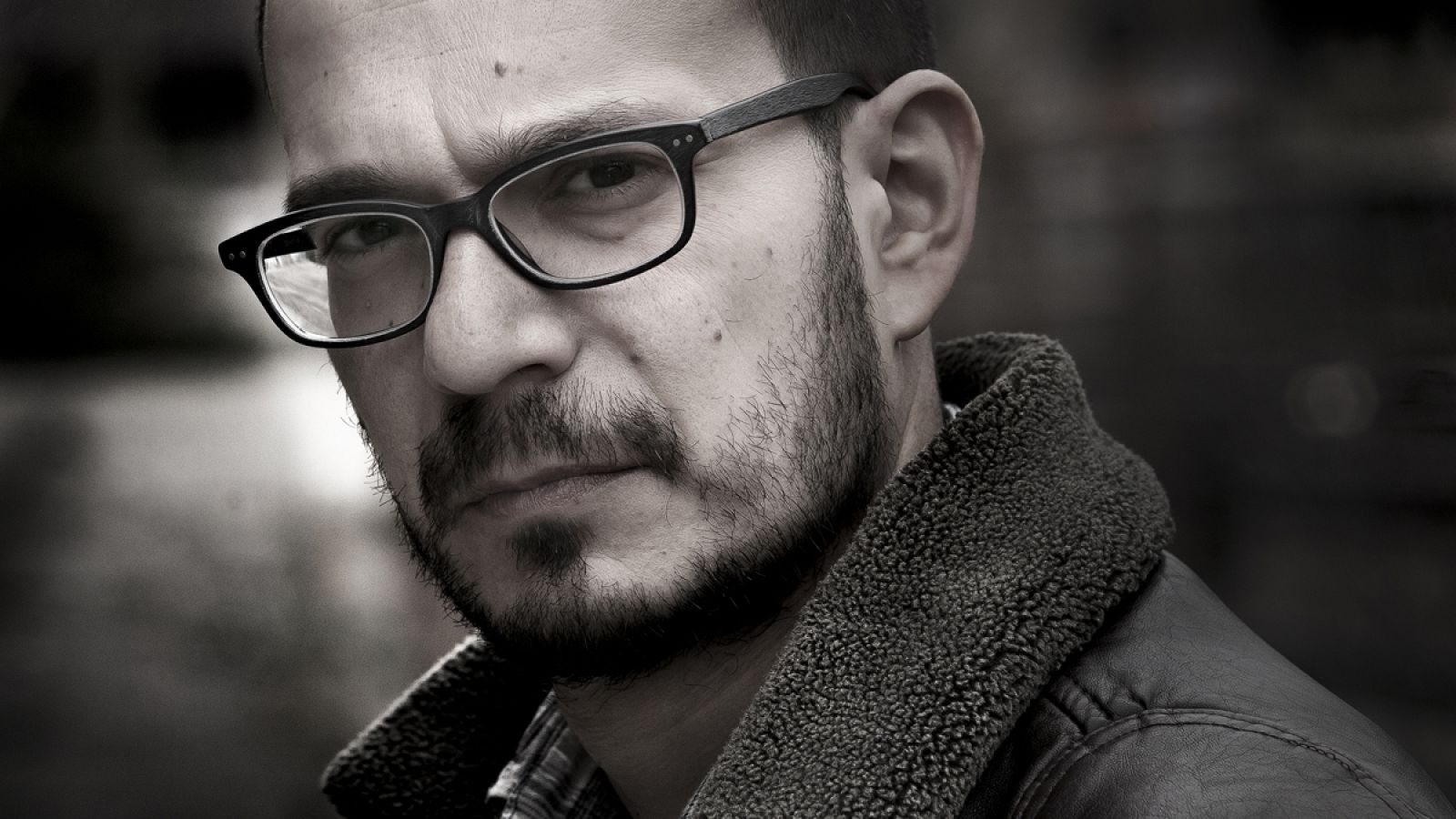 El escritor italiano Luca D'Andrea se crió en un pequeño pueblo de El Tirol.