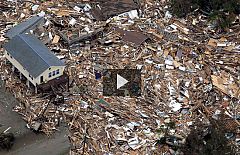 Los edificios destruidos dificultan el rescate y los daños tras Ike podrían alcanzar los 18.000 millones