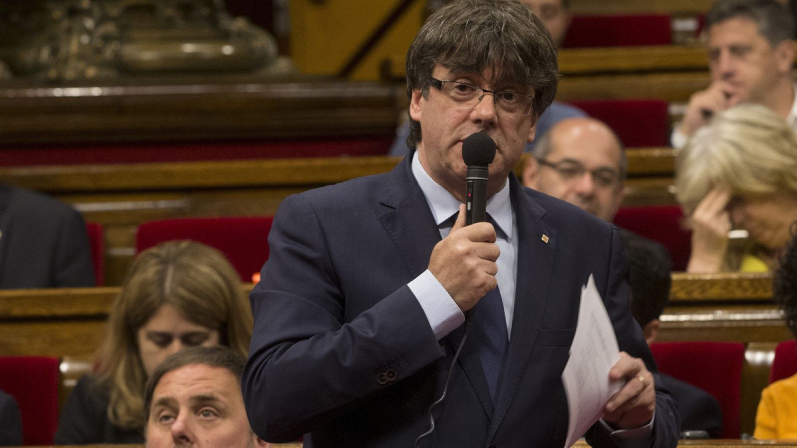 El presidente de la Generalitat, Carles Puigdemont, en el Parlament