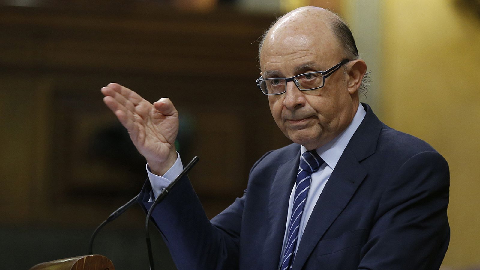 Admitida a trámite la querella de Anticorrupción contra el despacho de Montoro