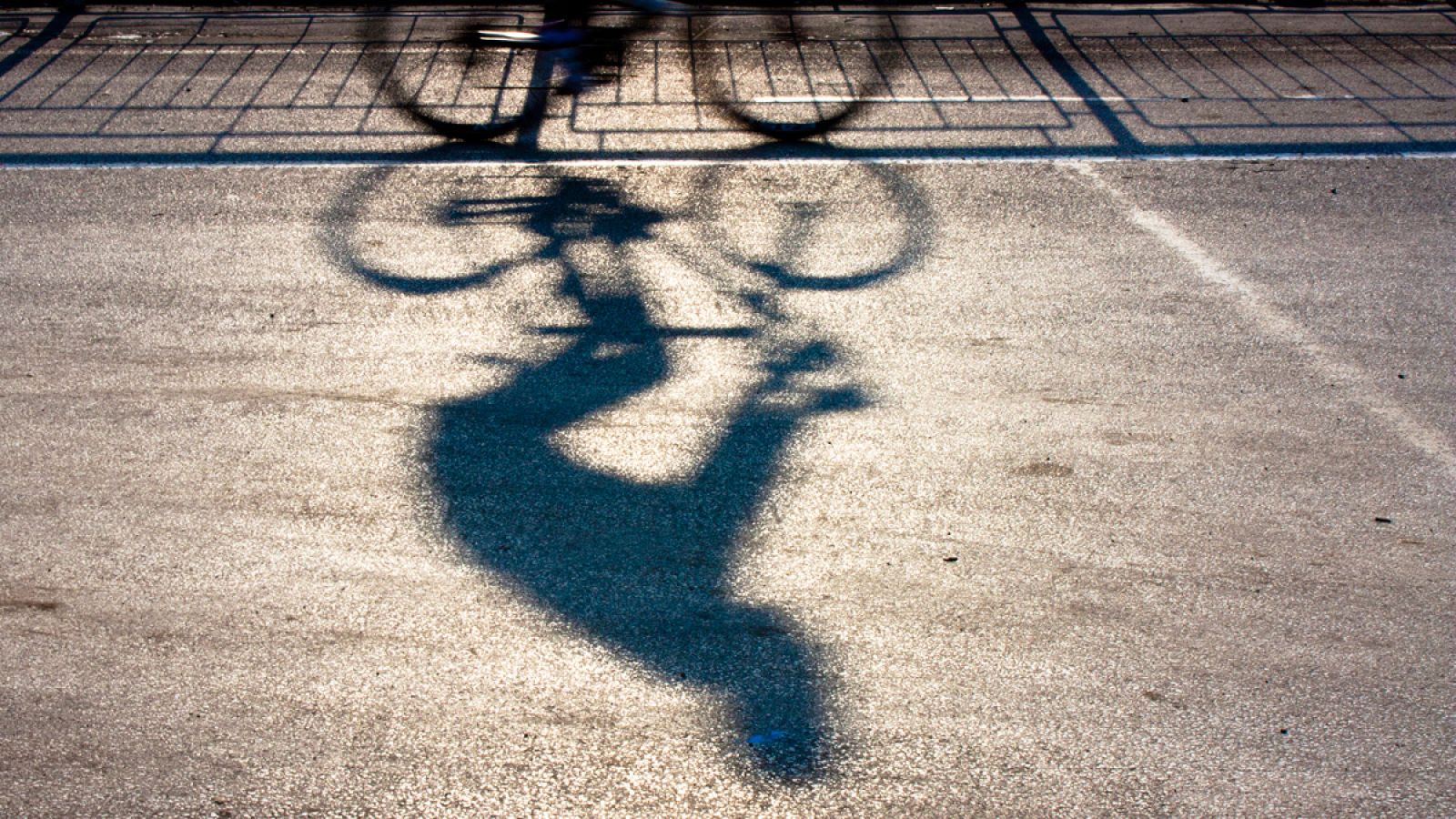 Silueta de un ciclista