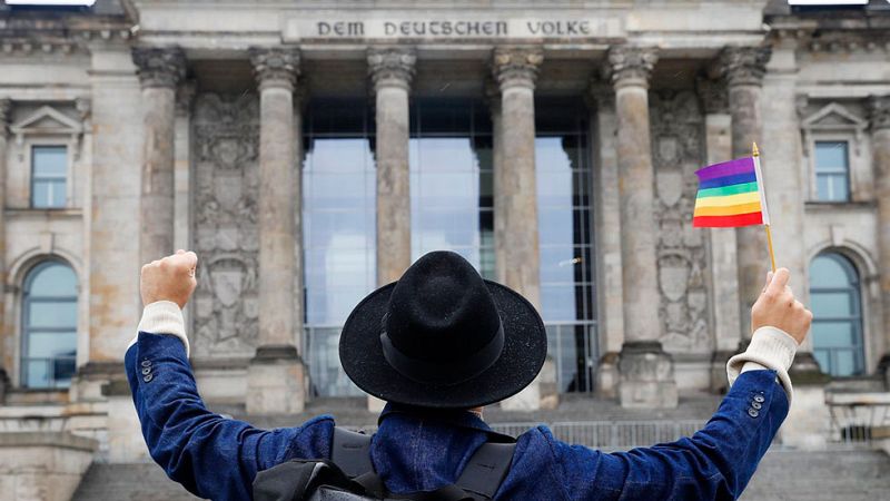 Alemania aprueba el matrimonio homosexual con el voto en contra de Merkel  