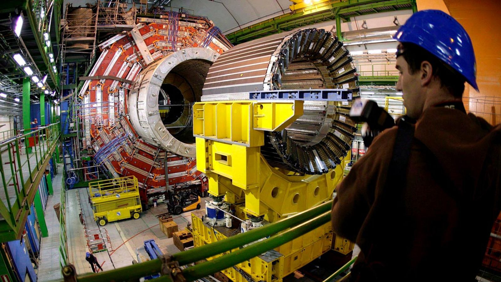 Imagen de archivo del Gran Colisionador de Hadrones (LHC, por sus siglas en inglés).