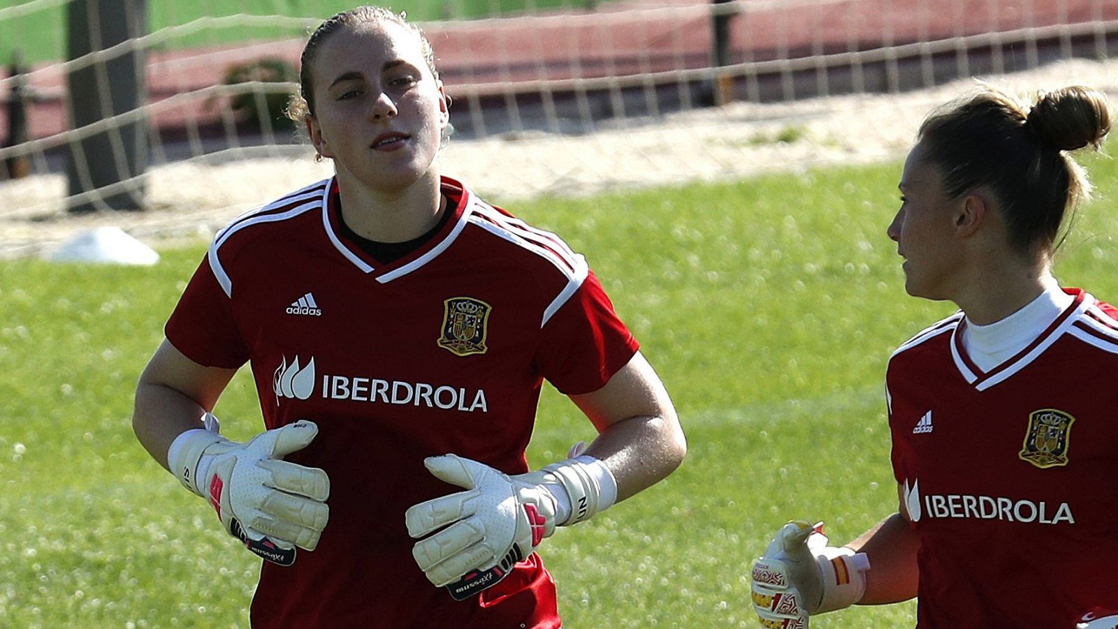 ENTRENAMIENTO SELECCIÃ"N FEMENINA ESPAÃ'OLA DE FÃ¿TBOL
