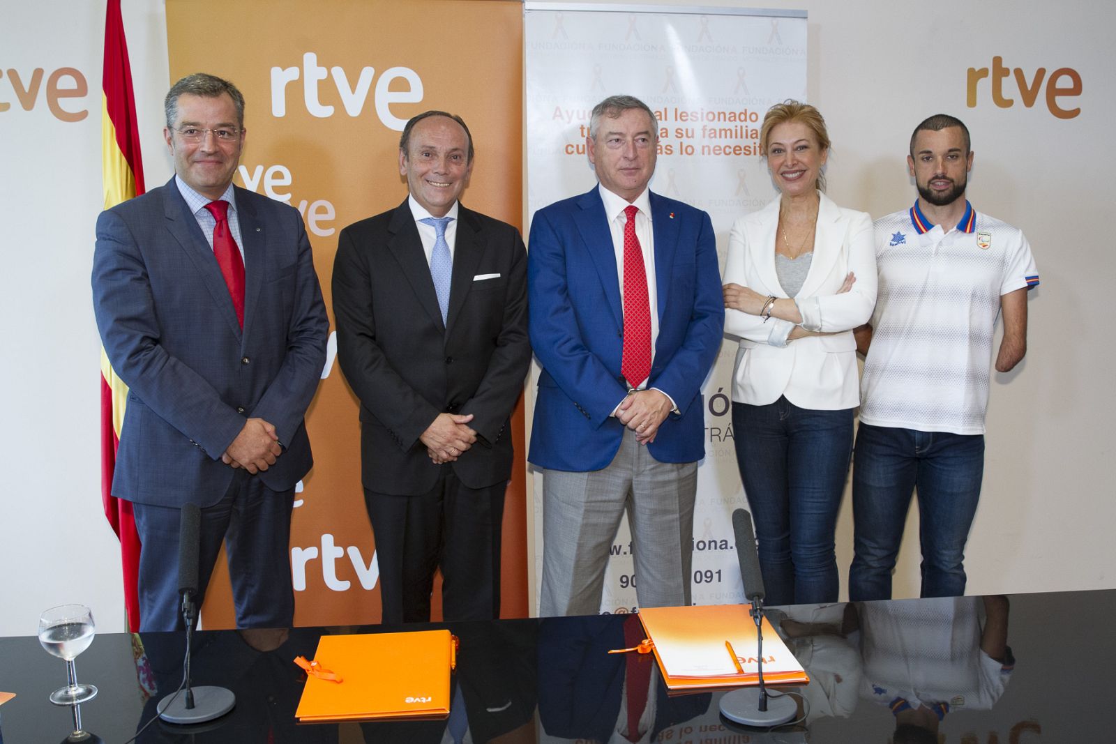 Agustín Martín, Luis Sainz, José Antonio Sánchez, Teresa Viejo y Jairo Ruiz