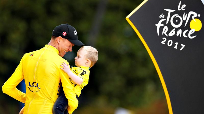 París vive otro nuevo episodio de la era Chris Froome