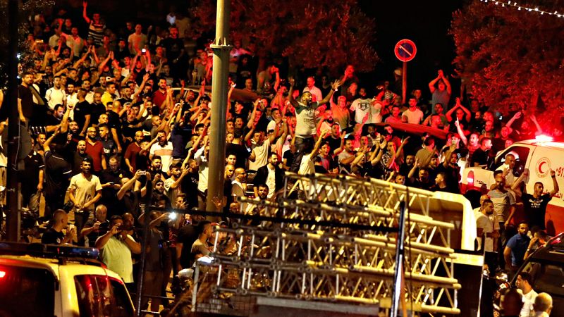Israel quita toda la seguridad adicional en la Explanada de las Mezquitas, pero los disturbios continúan en Jerusalén