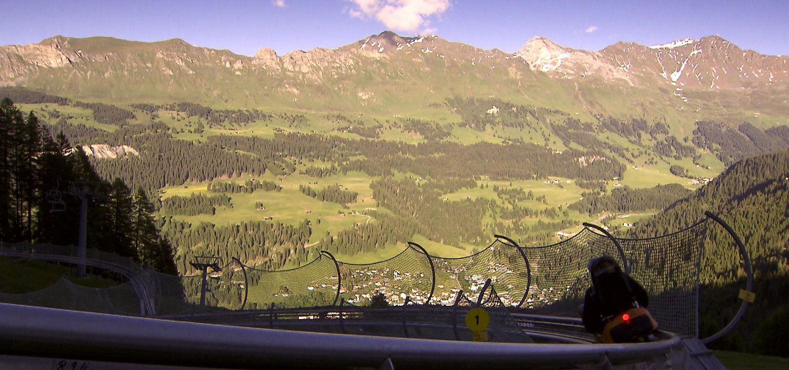 Los huéspuedes disfrutarán de una jornada en uno de los toboganes alpinos más largos de Europa