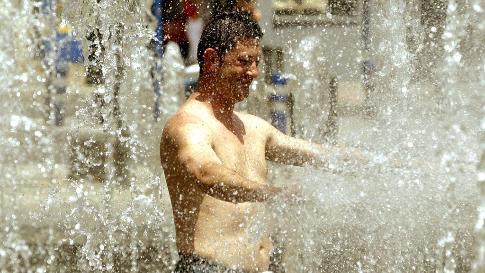 32 provicias en alerta por altas temperaturas