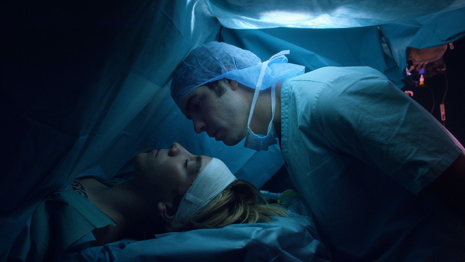 El corazón es el protagonista de 'Reparar a los vivos', basada en la exitosa novela homónima.