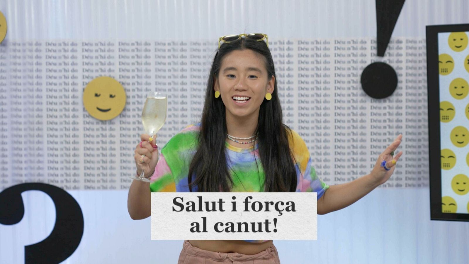 D'on ve l'expressió "Salut i força al canut"?